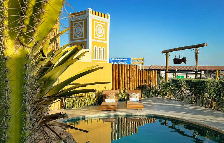 Casa Completa com Duas Suítes e Acesso à Piscina