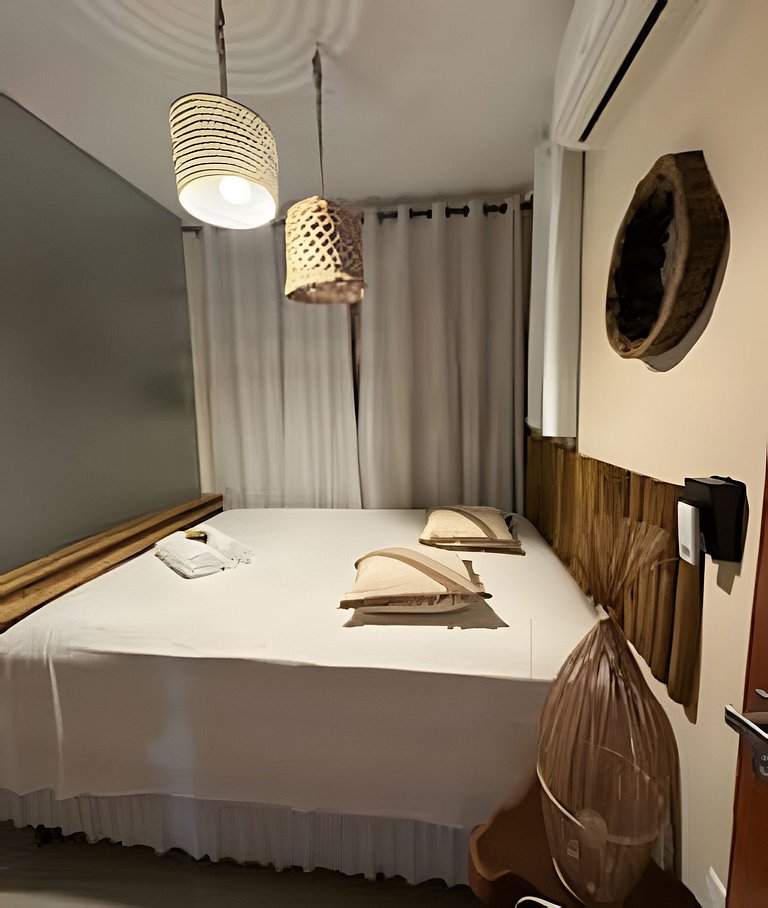 Casa Completa com Duas Suítes e Acesso à Piscina