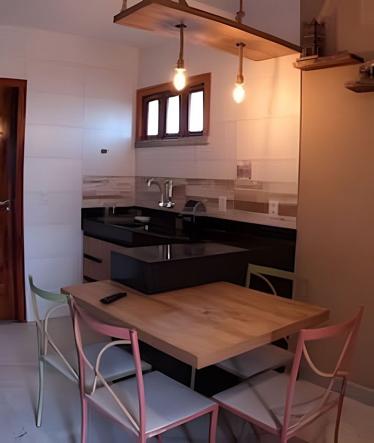 Casa Completa a Poucos Metros do Centro Histórico